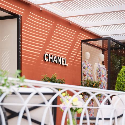 chanel capri pop up|Chanel's seasonal pop.